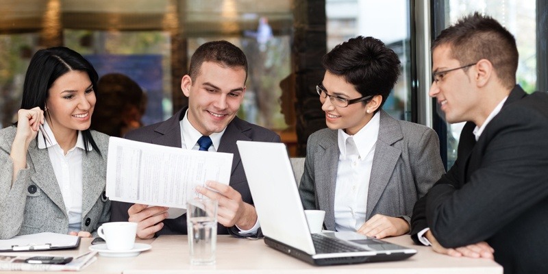 Attract Top Talent with Personalized SumTotal Learning Experience | PhenomᵉCloud